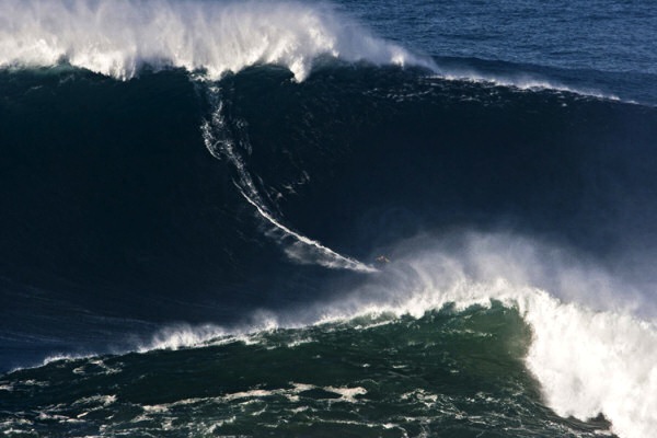 Garrett Mcnamara biggest wave