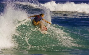 Erica Hosseini Surfing