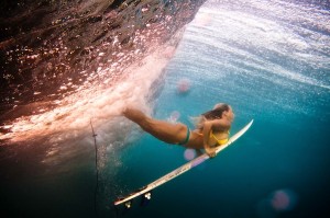 surfer girl duck dive
