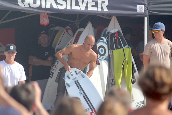 Kelly slater nude.